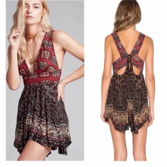 FREE PEOPLE -Printed Cotton Noyale Heat Wave Summer Tunic Dress in Summer Red - Picture 1 of 7